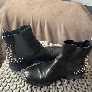 Dover black Chelsea booties